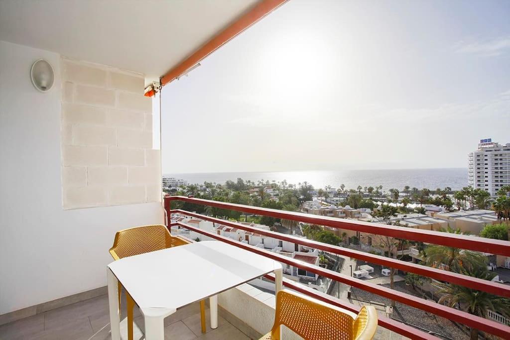 Roberta Apartment Playa De Las Americas Zewnętrze zdjęcie